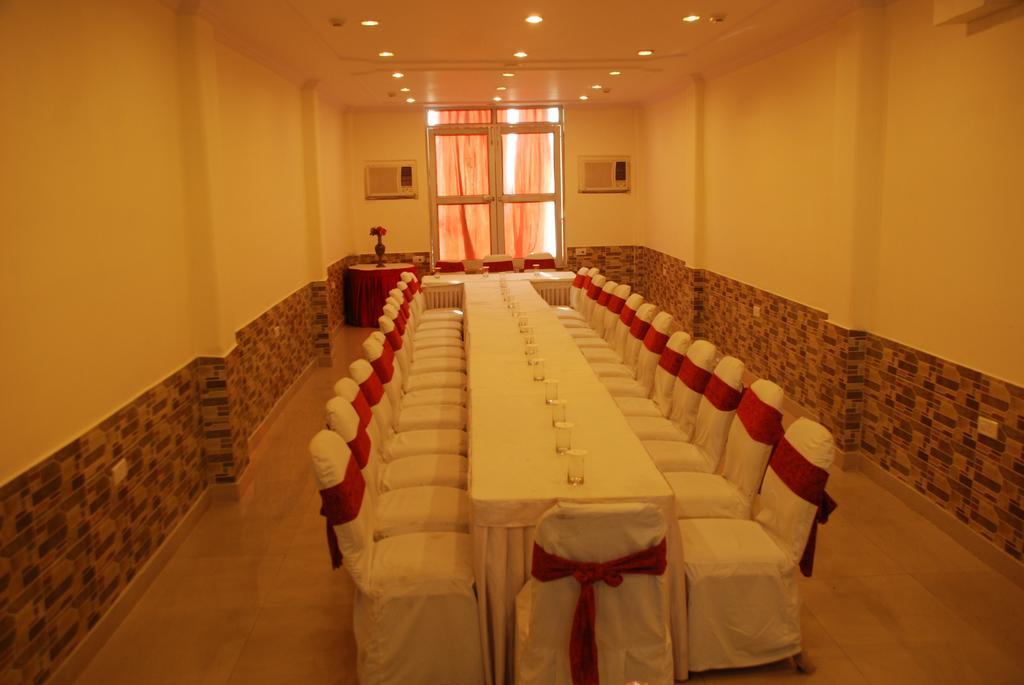 Hotel Ganga Ratan Agra  Luaran gambar
