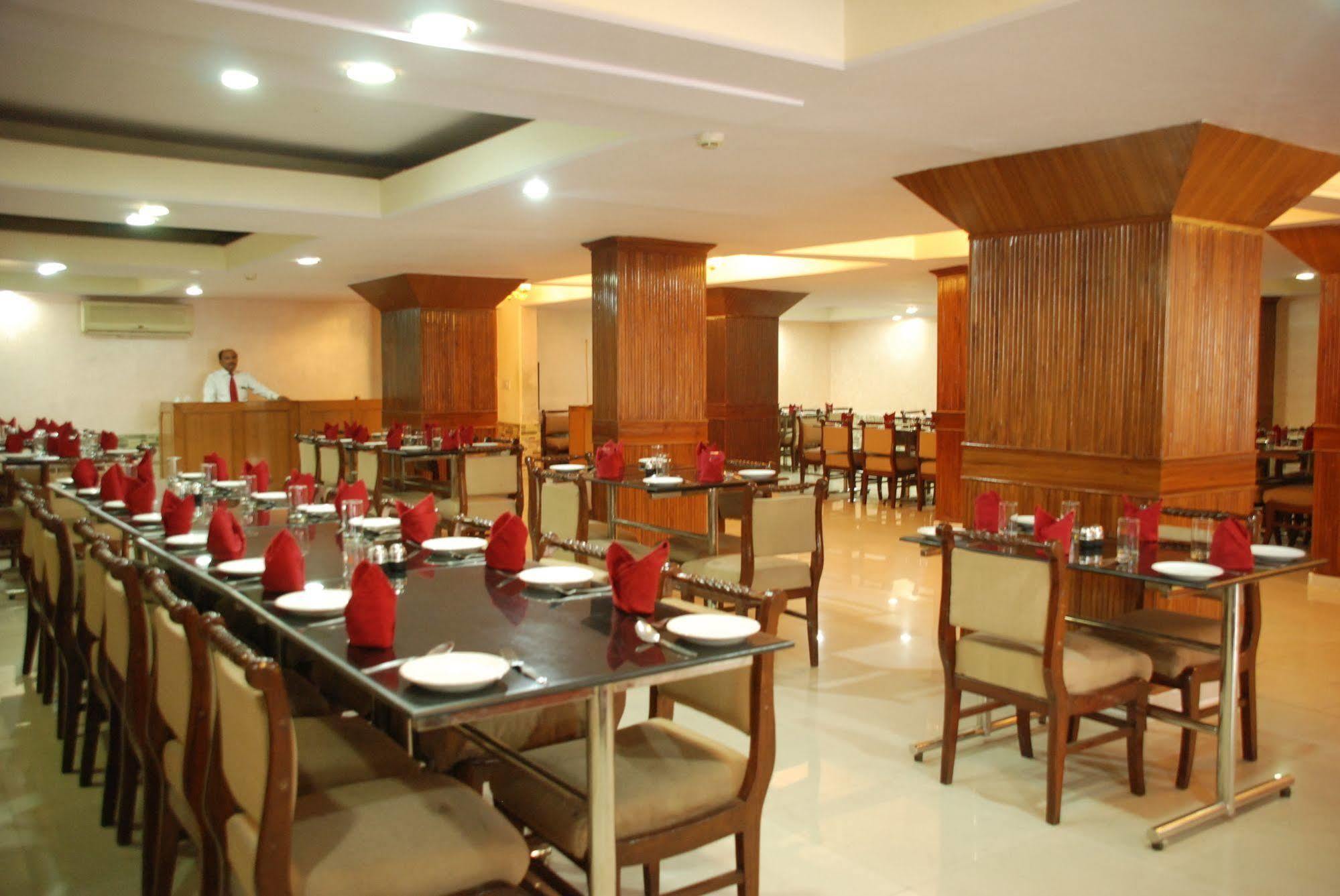 Hotel Ganga Ratan Agra  Luaran gambar