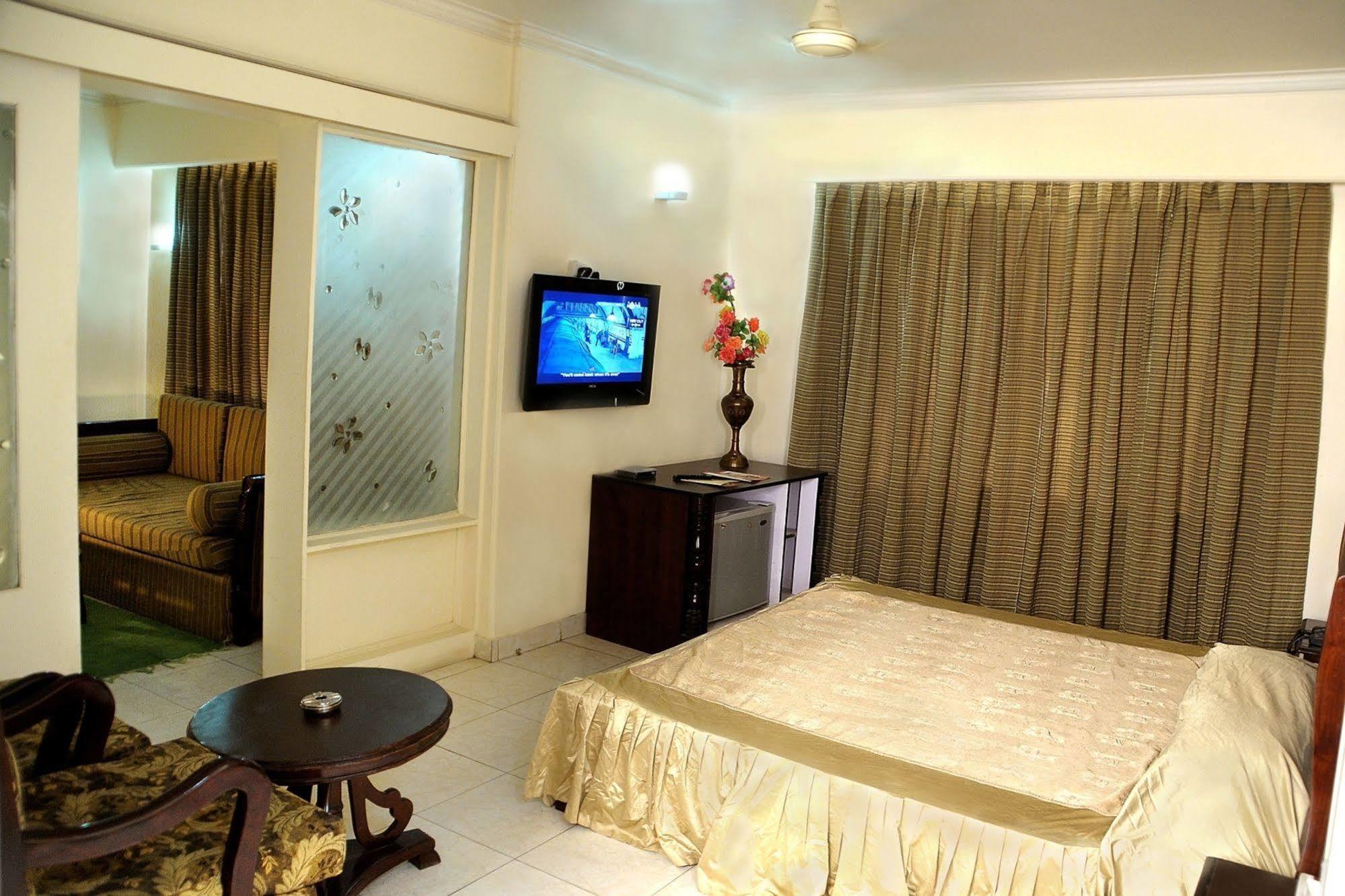 Hotel Ganga Ratan Agra  Luaran gambar