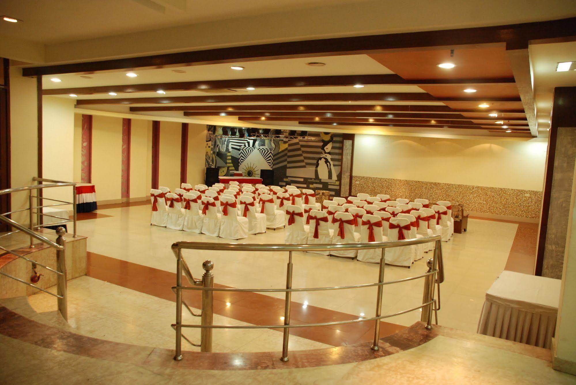 Hotel Ganga Ratan Agra  Luaran gambar